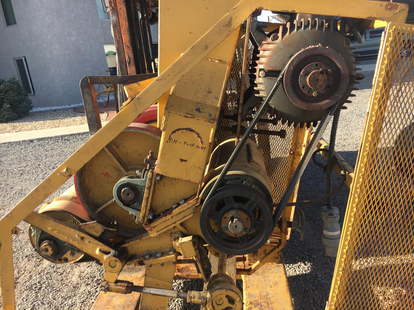 ./imagenes/INVOICE/2019/17245/DISPERSOR DE FERTILIZANTE (2).JPG